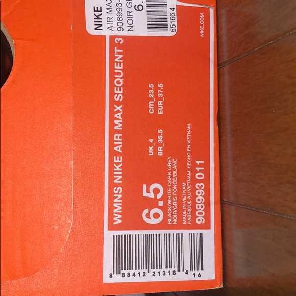 Nike air max shoes - Picture 2 of 4